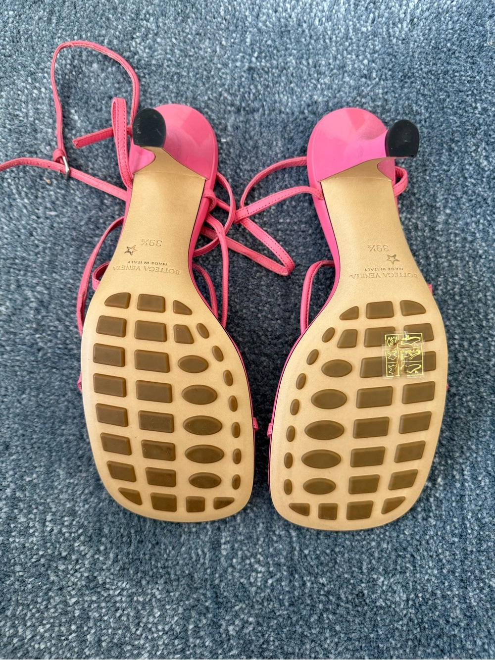 Bottega Veneta Pink Lace-Up Square-Toe Sandals - Picture 3 of 3